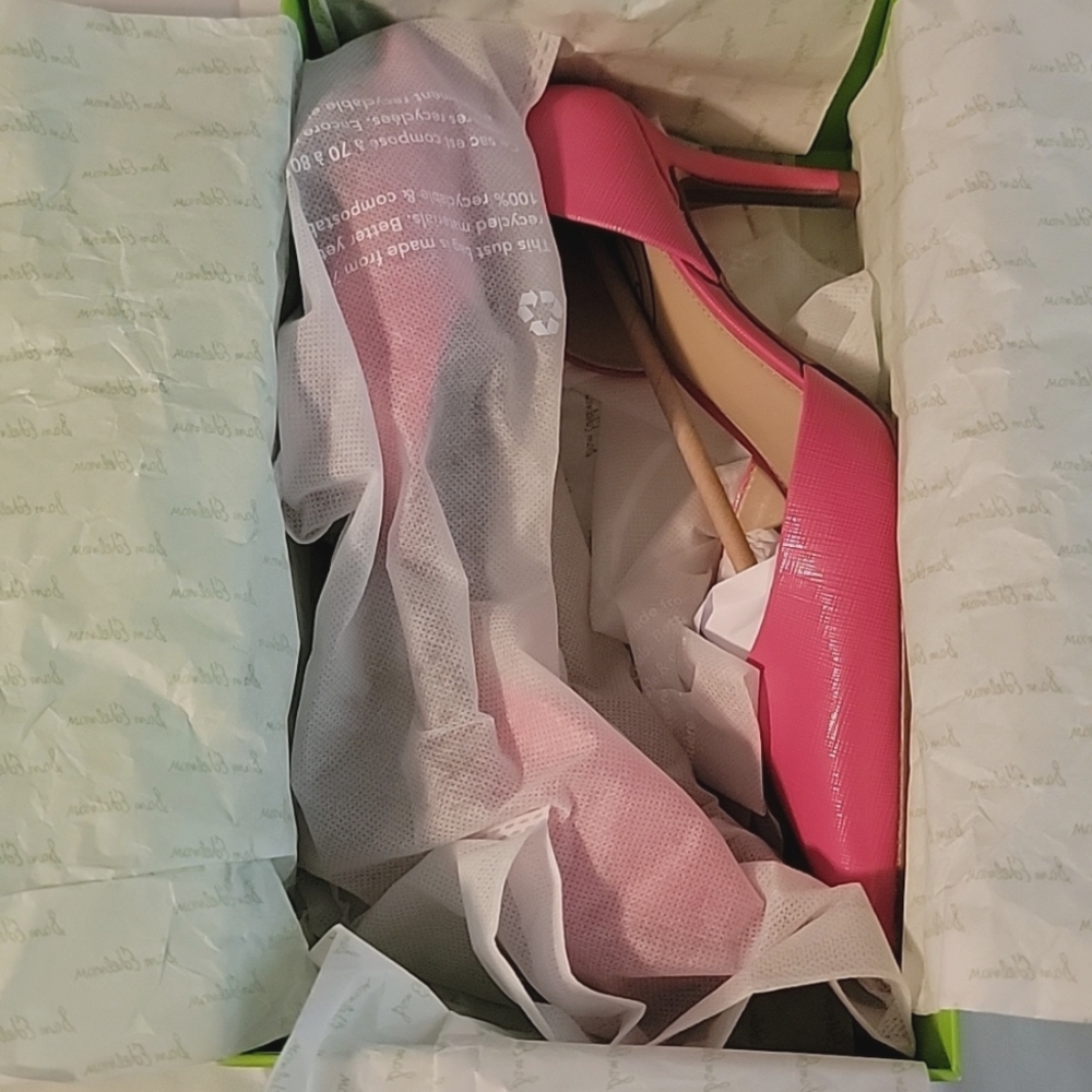 Pointed Toe Pump - image 7